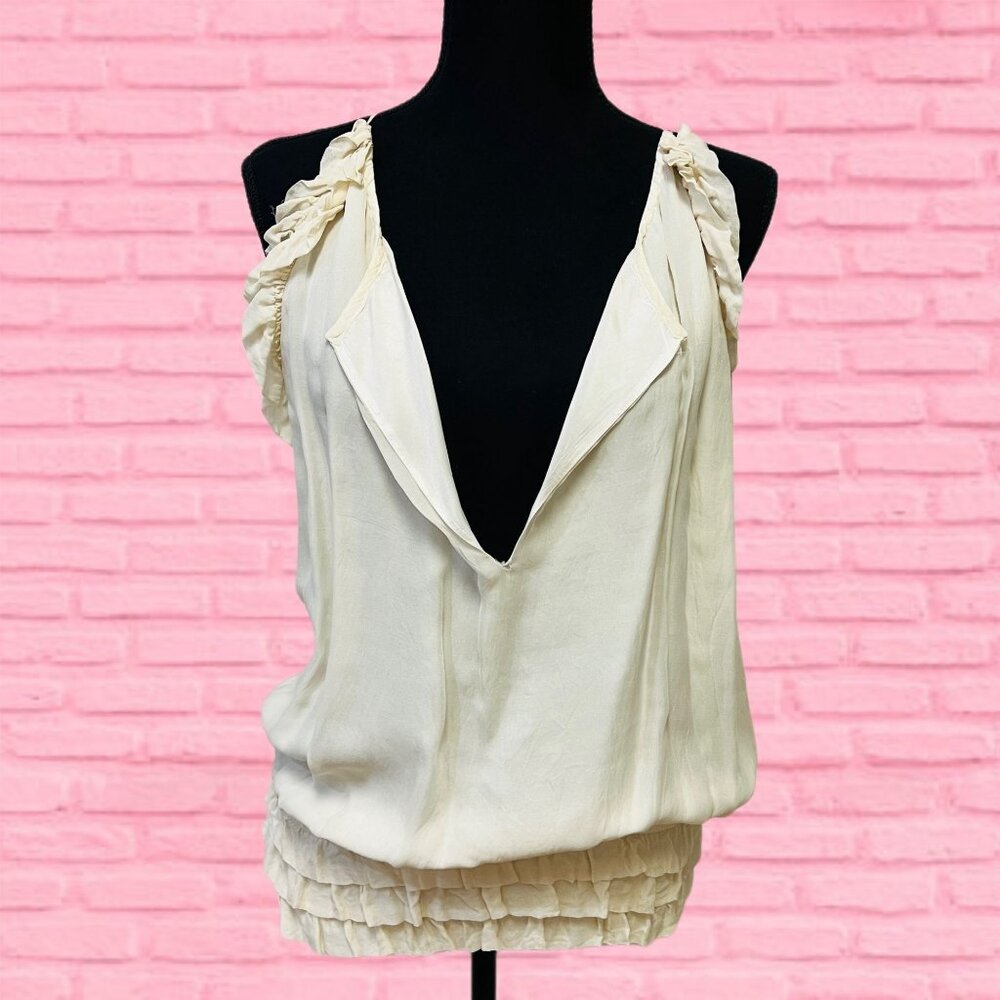 Robbi & Nikki Ruffle Sleeveless Blouse V-Neckline Smocked Hem Pullover Top Small
